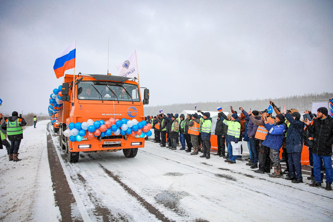 В Якутии завершили укладку асфальта на федеральной трассе «Колыма»